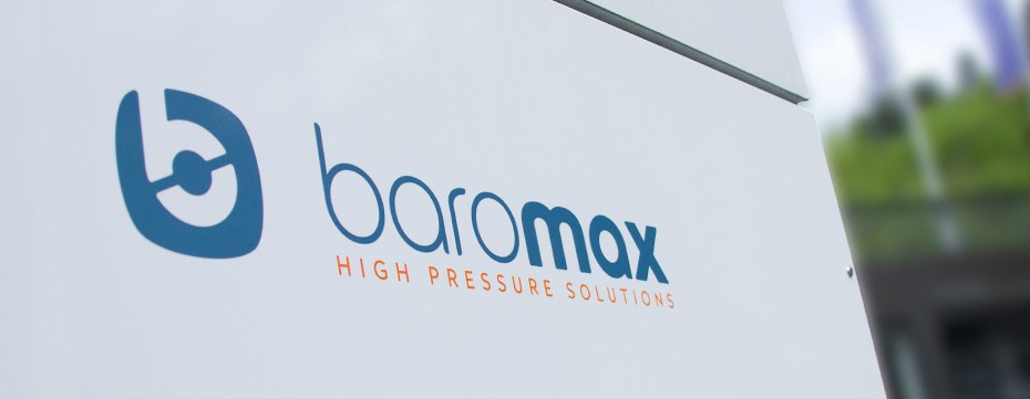Logo baromax on guidepost